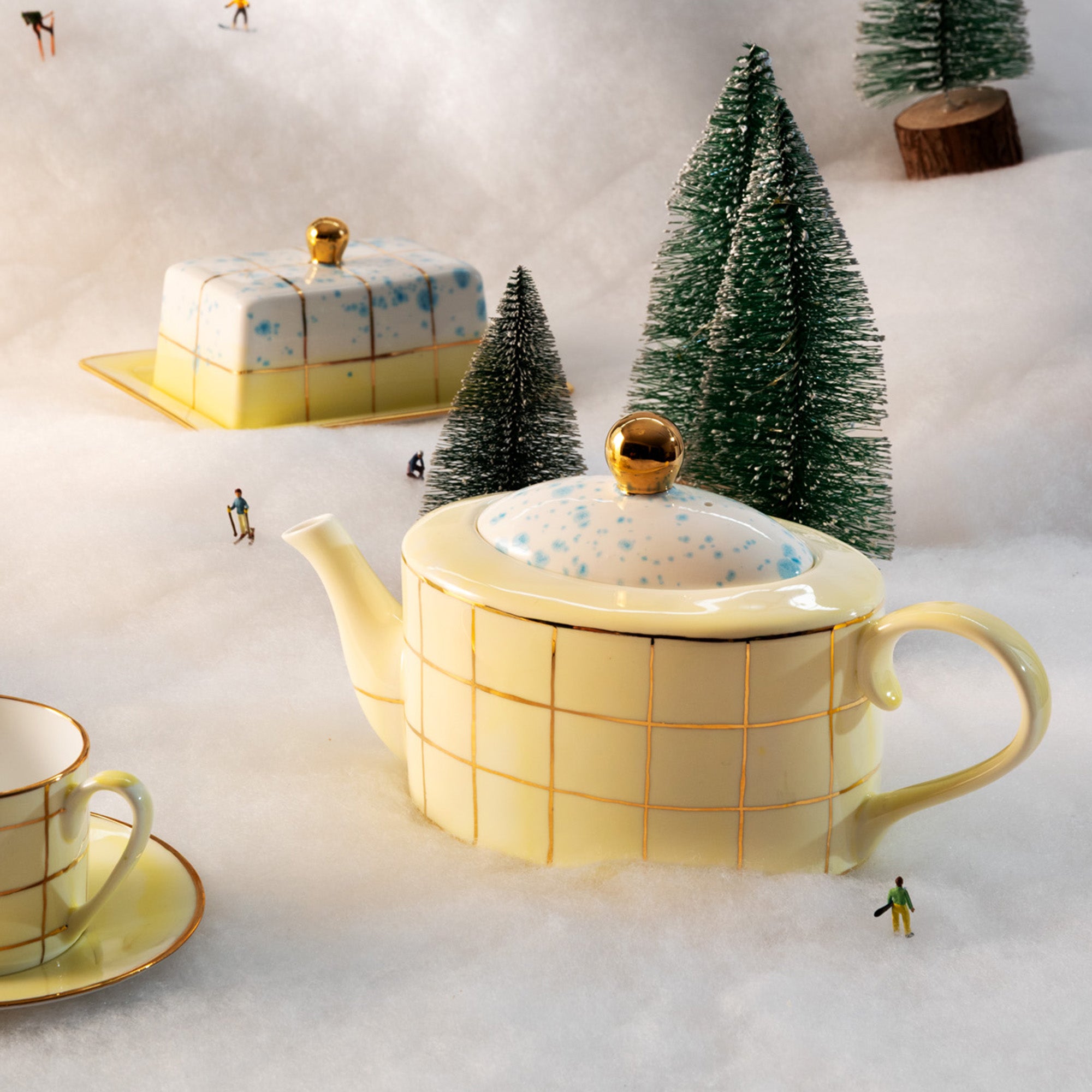 Alpine Yellow Large Teapot